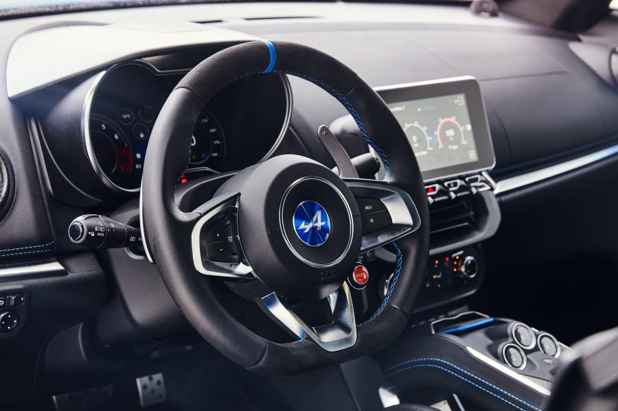 Детали интерьера Alpine A110 Premiere Edition 2017 года  (фото 166 из 186)